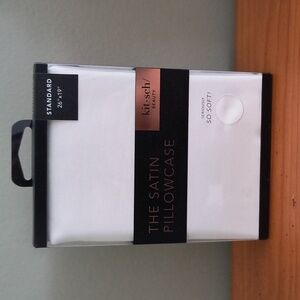 Kitsch Standard Satin Pillowcase - Ivory 26"x19"